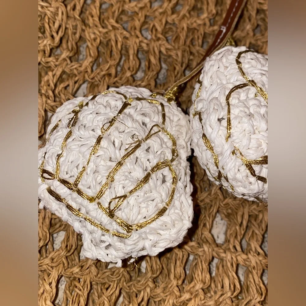 NWT Anthropologie Raffia Shell Summer Vacation Beach Icon Tote Bag and Bag Charm - Picture 6 of 15